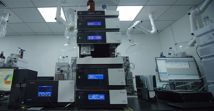 62e21bbf3c38e analytical-instruments-UHPLC
