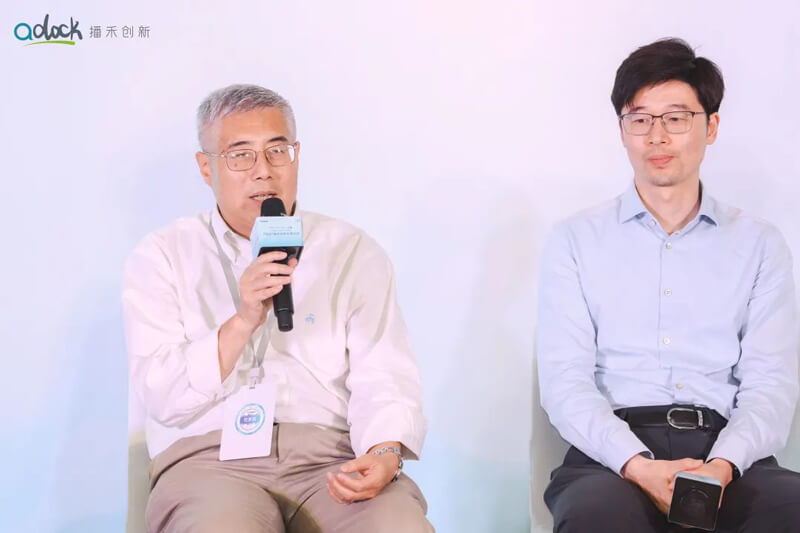兰科博弈RankBet首创人&首席执行官陈春麟（左一）.jpg